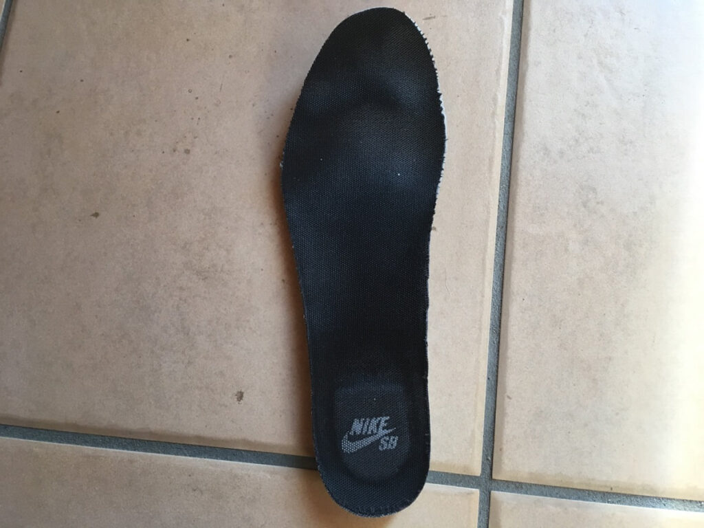 ナイキのスケシューのインソール