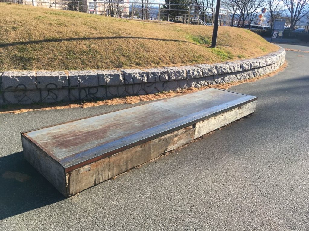 カーブボックス