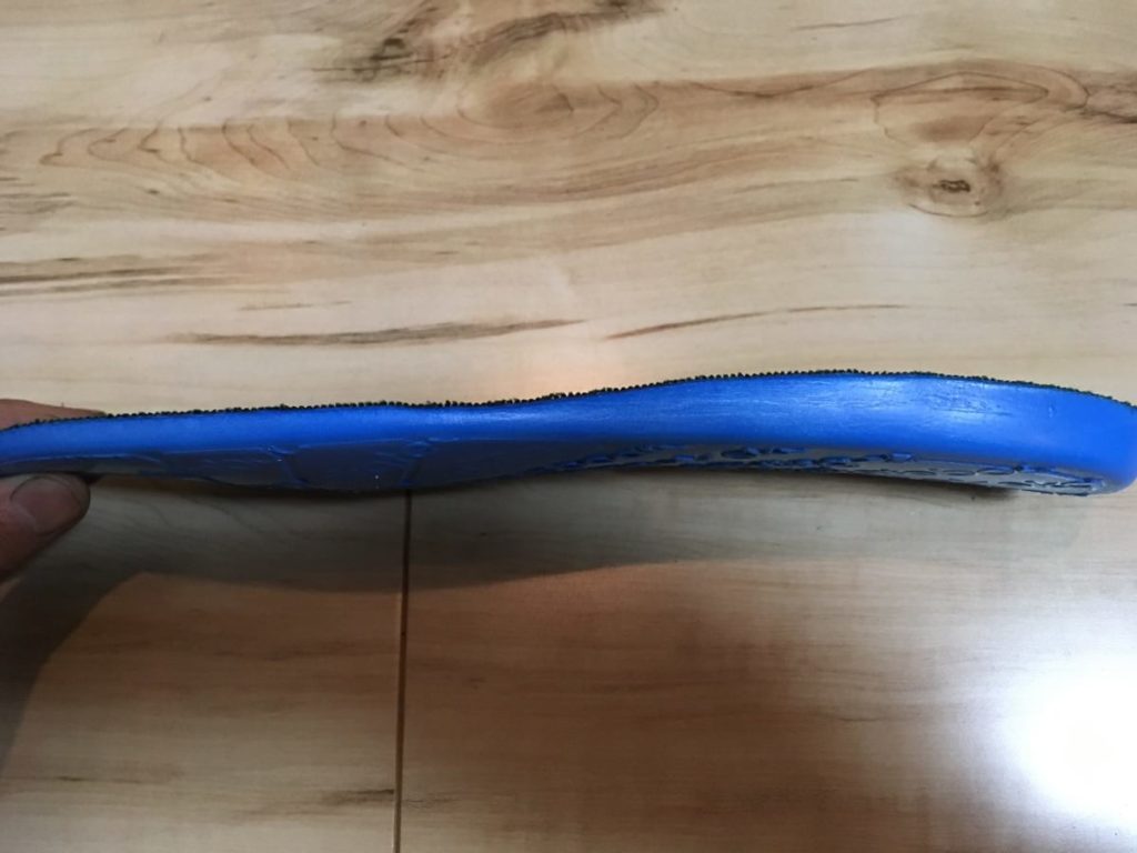 アディダスのスケシューBUSENITZブセニッツ