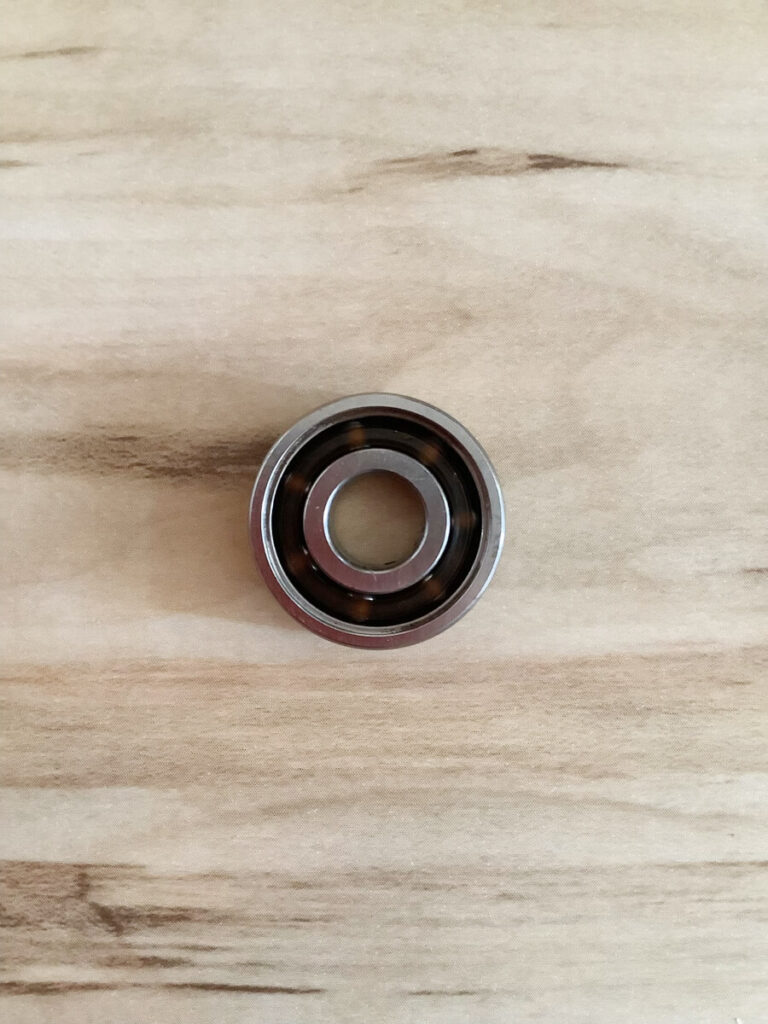 スケボーのオイルベアリング